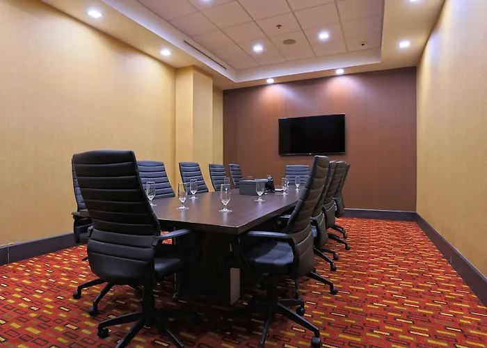 Courtyard By Marriott Montreal West Island/Baie D'Urfe